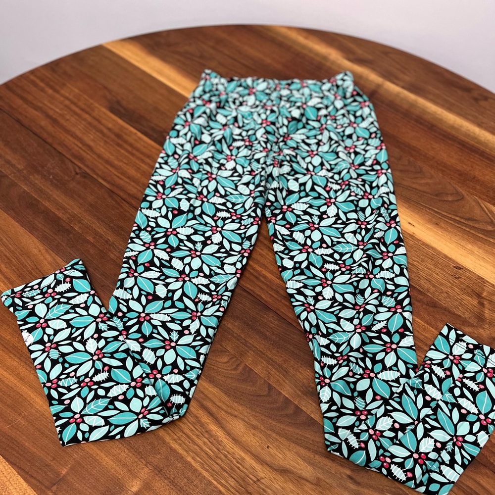 Sweetlegs petite (0-6) Christmas holly green leggings